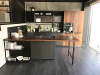 Cucina Oltre moderna antracite con penisola Lube cucine