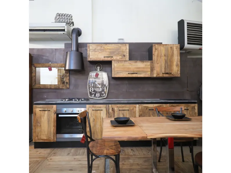 Cucina rovere chiaro industriale lineare Cucina industriale  vintage in legno e ferro  offerta unica Nuovi mondi cucine in offerta