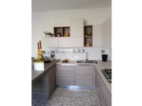 Cucina rovere chiaro moderna con penisola Mango Arrex