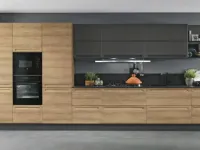 Cucina rovere chiaro moderna lineare Cucina moderna  lineare in offerta compresa di colonne grigio e olmo  Nuovi mondi cucine in Offerta Outlet