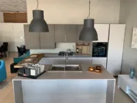 Cucina tortora moderna ad isola Helene Zecchinon
