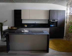 Essebi: cucine -40% in laminato materico. Outlet prezzi!