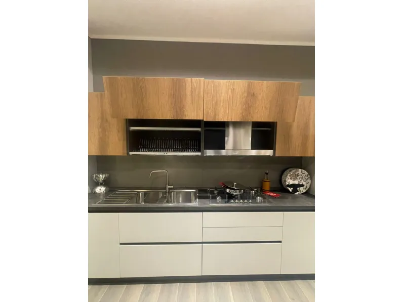 Scopri la cucina moderna grigio Scavolini Evolution a soli 6500!