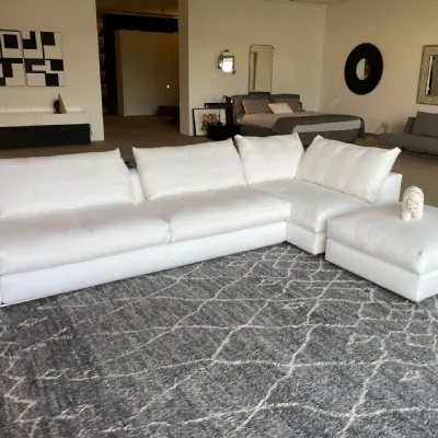 Divano con penisola Asolo Flexform in Tessuto a 7400€