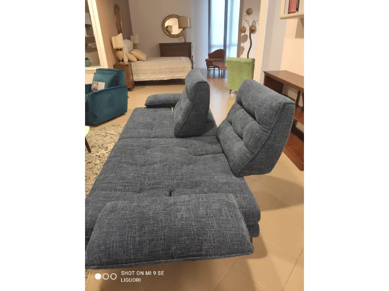 Divano relax tessuto in poliuretano  Max divani in Offerta Outlet