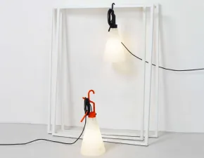 Lampada da parete stile Design Mayday Flos in offerta outlet