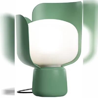 Scopri la Lampada da Tavolo Blom Fontana Arte a prezzo scontato. Una scelta di stile per la tua casa!