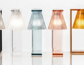 Lampada da tavolo Light-air Kartell in Offerta Outlet 