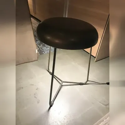 Lampada da tavolo stile Design Trepié Vesoi a prezzi outlet