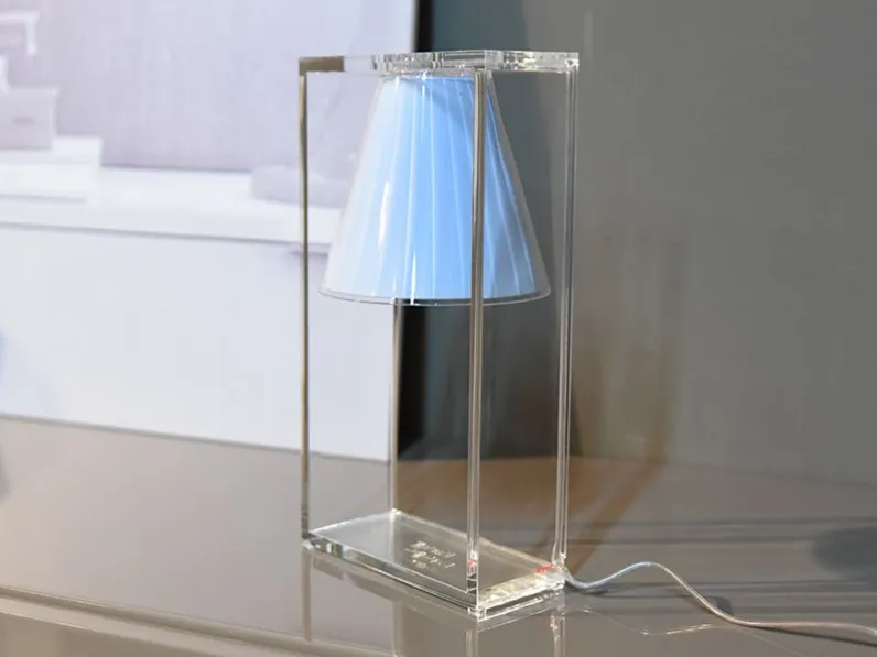 Lampada da tavolo Kartell Light air stile Moderno in offerta