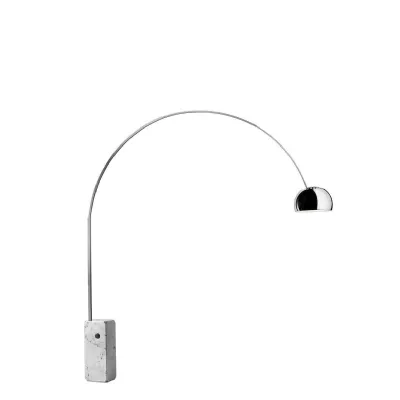 Lampada Flos arco led Flos in OFFERTA OUTLET