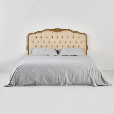 Letto classico con gambe Geras Dialma brown a prezzo ribassato