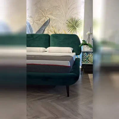 Letto design Jeff Dorelan con uno sconto del 50%