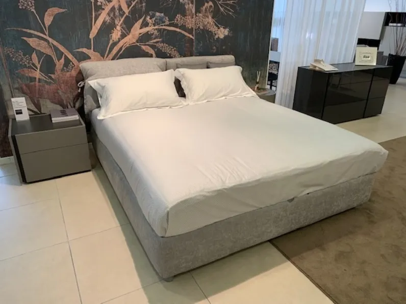 Scopri il Letto Nathalie di Flou: richiedi ora il prezzo! Un design moderno ed elegante, per una camera da letto unica.