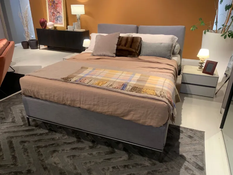 Letto design Urbano Oggioni con un ribasso esclusivo