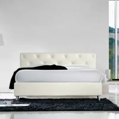 Letto matrimoniale classico Guru Noctis a prezzo ribassato