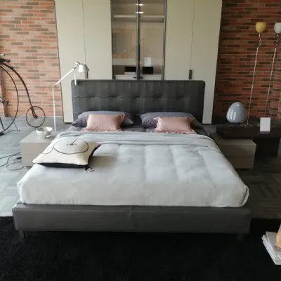 Letto matrimoniale Anton Molteni & c con un ribasso IMPERDIBILE