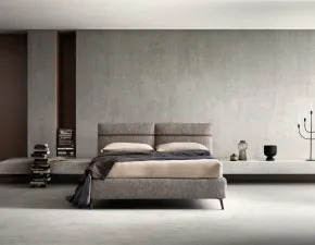 Letto moderno con gambe Chop Samoa a prezzo scontato