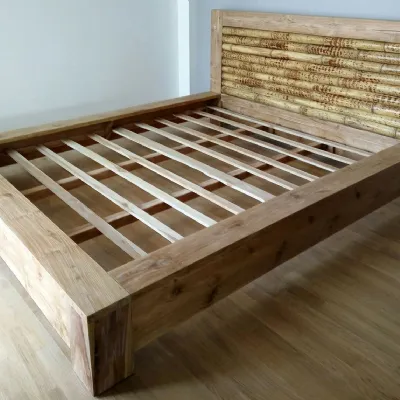 Letto moderno con giroletto Etnico rumba teak Outlet etnico a prezzo ribassato