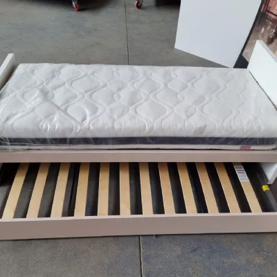 Letto design Canova in pronta consegna Doimo cityline con un ribasso del 60%