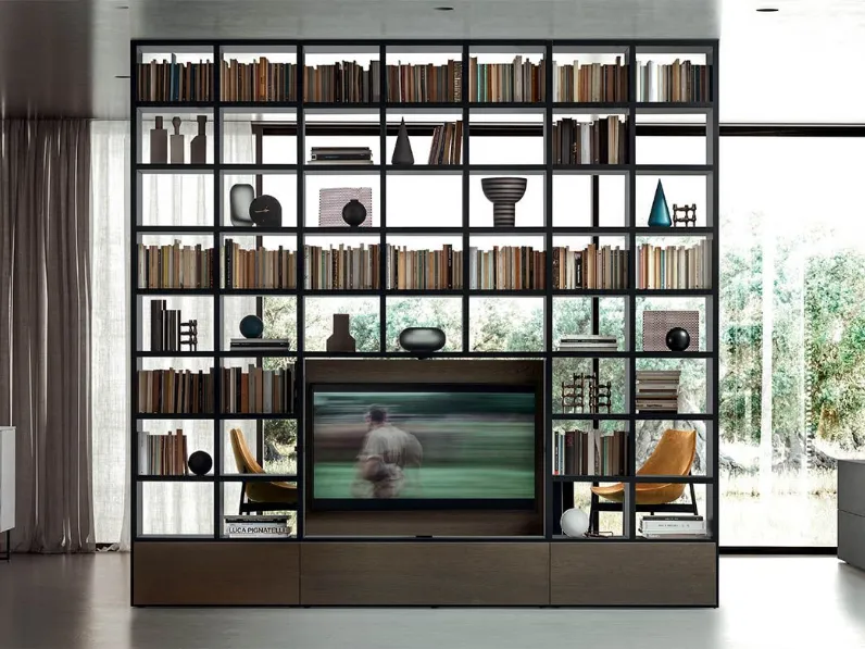 Libreria Spazioteca con pannello tv girevole in stile moderno di Pianca in OFFERTA OUTLET 