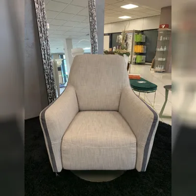 Poltroncina modello Felicity Egoitaliano in Tessuto a prezzo Outlet