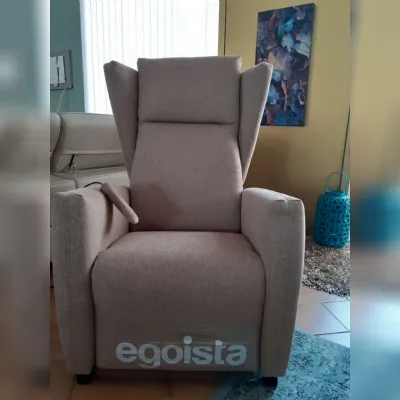 Poltrona Orson con movimento relax a marchio Egoitaliano con uno sconto esclusivo
