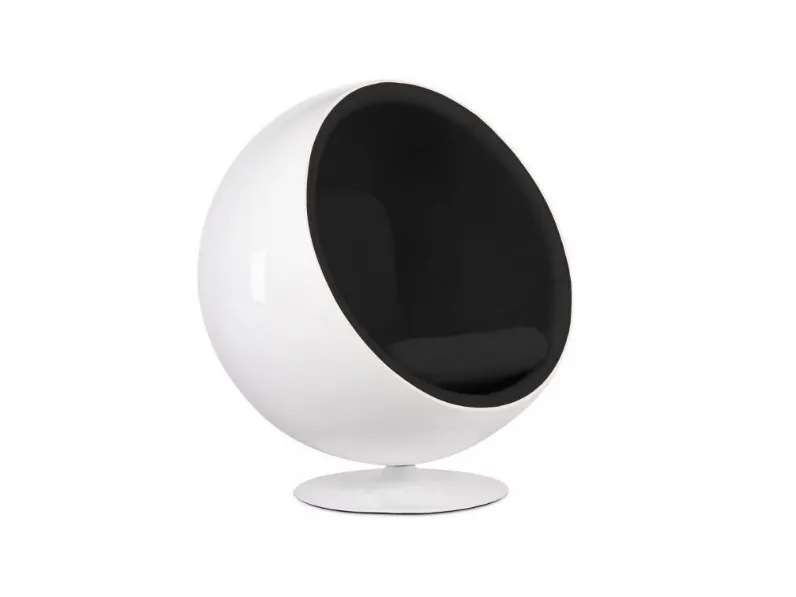 Poltrona modello Ball chair  A&c ad un prezzo imperdibile