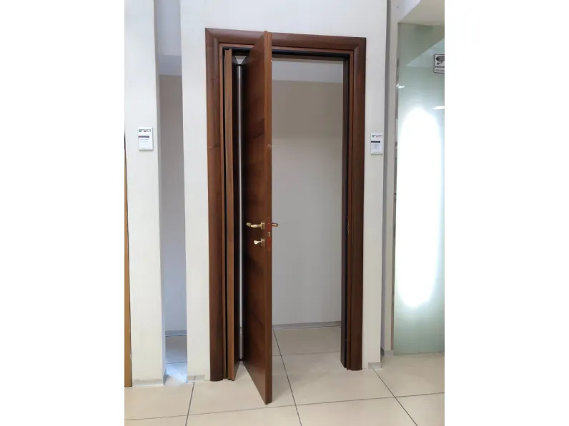 Offerta Outlet: porta a soffietto Bertolotto in legno. Risparmia!