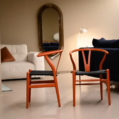Sedia con braccioli Ch24 Carl hansen & son a prezzo scontato