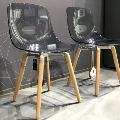 Sedia con schienale medio Pure loop Infiniti a prezzo scontato