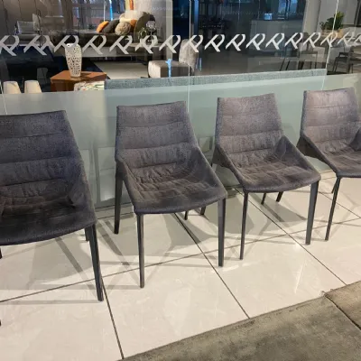 Sedia da soggiorno Outline Molteni & c SCONTATA 50%