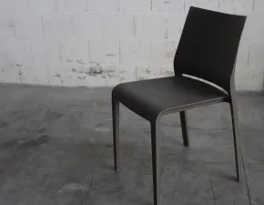 Sedia impilabile Desalto 4 sedie modello riga colore grigio Desalto a prezzo scontato
