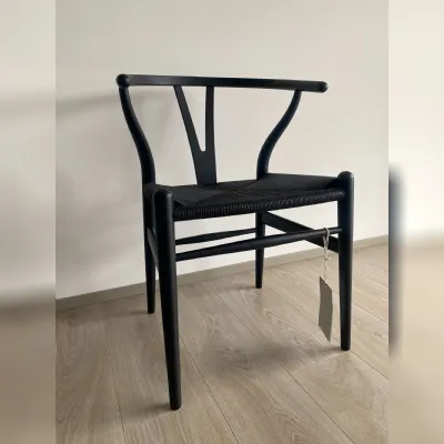 Sedia Ch24 Carl Hansen & Son, sconto 30%. Design moderno.