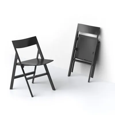 Scopri la sedia modello Quartz di Vondom! Richiedi ora il prezzo! Un design unico ed elegante per arredare con stile.