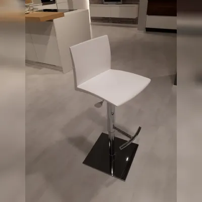 Sedia regolabile in altezza Erica sgabello Artigianale a prezzo Outlet