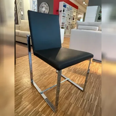 Sedia senza braccioli Pelle nera Berloni cucine a prezzo scontato