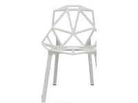 Scopri la Sedia Chair One di Magis, scontata del 63%! Un elemento di design perfetto per arredare il tuo soggiorno.