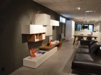 Composizione mobile soggiorno SAN GIACOMO design modello LAMPO in finitura laccato opaco color bianco articoe grigio corda . Offerta Outlet Moobilgross. Scontata del 30%  
