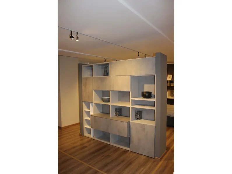 Libreria Luce Colombini in stile design a prezzo scontato