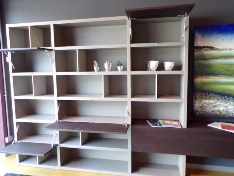 Libreria Mdhouse in legno Day collection a prezzo scontato