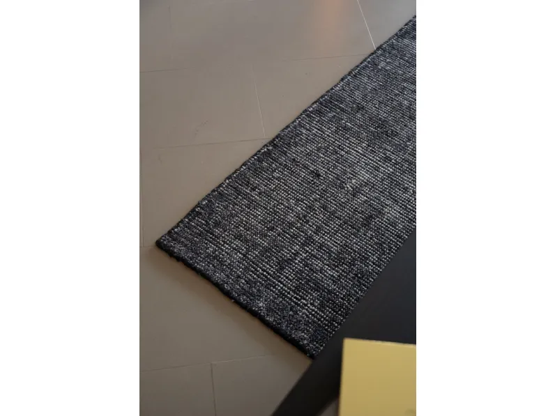 Scopri il tappeto rettangolare Loom Artigianale, stile moderno a prezzo scontato sulla nostra e-commerce!