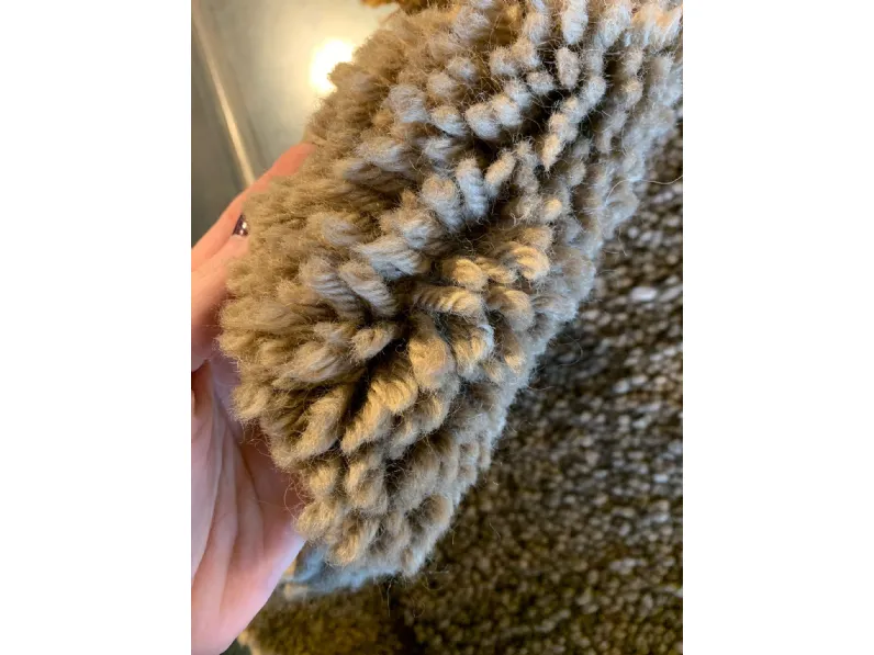 Tappeto modello Ungherese Artigianale in lana  a prezzo scontato