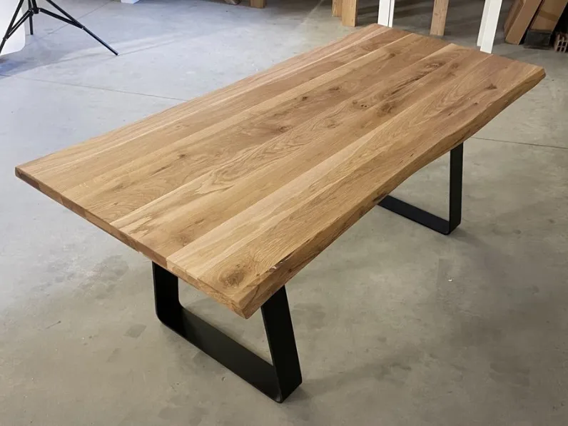 Offerta Outlet: Tavolo rettangolare in legno Industrial. Esclusiva Collezione!