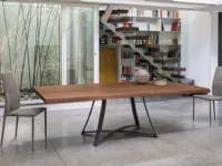 Tavolo con basamento centrale Big Bangdi Ingeniain Offerta Outlet
