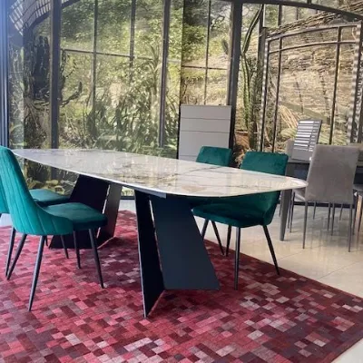 Tavolo in ceramica sagomato Empire plus - musa La seggiola a prezzo scontato