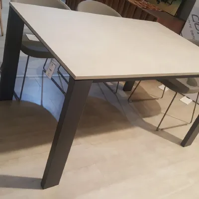 Tavolo in laminato rettangolare Tom Bontempi casa in offerta outlet