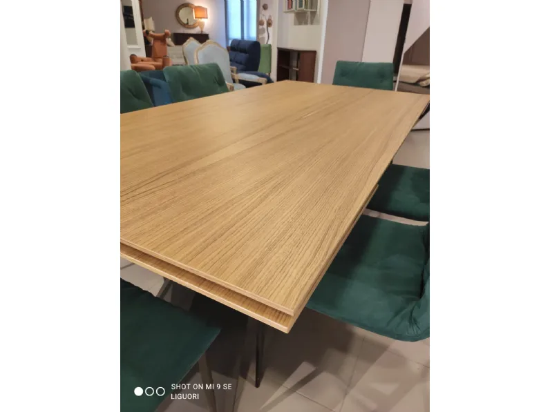 Tavolo in legno rettangolare Coast Zamagna in offerta outlet