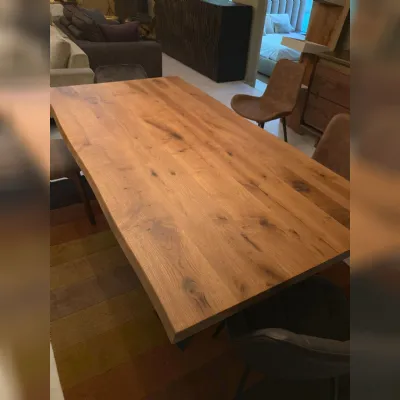 Tavolo in legno rettangolare Metal Alta corte a prezzo ribassato