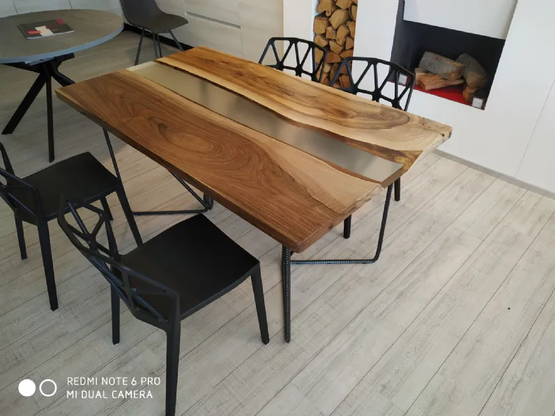 Tavolo in legno rettangolare Resina Artigianale a prezzo ribassato